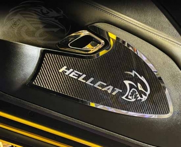 2015-2021 HELLCAT/Demon Redeye Challenger - HELLCAT Door Badges 2Pc | Stainless w/Real Carbon Fiber Overlay
