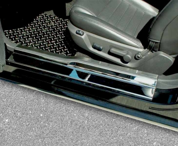 2005-2009 Mustang V6/GT - Door Sills PLAIN 4Pc | Polished with Brushed Stainless Tops